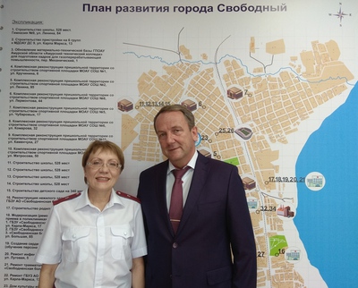 Руководитель Управления Роспотребнадзора по Амурской области встретилась с исполняющим обязанности главы города Свободный Константиновым В.А. 