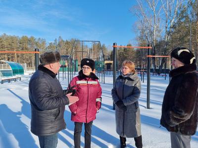 Руководитель Управления Курганова Ольга Петровна и заместитель председателя Правительства области – министр образования и науки области Яковлева Светлана Вячеславовна посетили готовящийся к сдаче учебно-методический центр «Авангард».