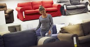 Как выбрать качественную и безопасную мебель?