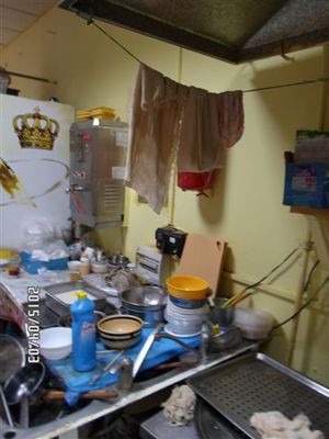 Об административном приостановлении деятельности по предоставлению услуг общественного питания населению кафе «Харбин» в г. Благовещенск