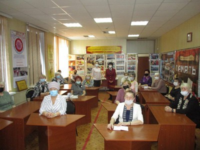 Роспотребнадзор беседовал с пенсионерами г. Благовещенска на различные темы защиты прав потребителей