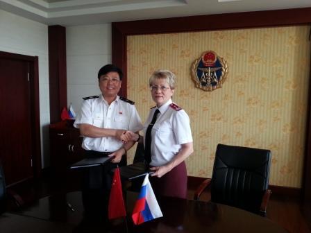 30 июня состоялась рабочая встреча руководителя Управления Роспотребнадзора по Амурской области О.П. Кургановой и начальника Хейхейской инспекционно-карантинной службы по импорту и экспорту КНР Яо Дэхай