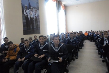 В рамках работы по приверженности населения к вакцинации против гриппа совместно с министерством здравоохранения области проведена встреча с курсантами Федерального бюджетного образовательного учреждения высшего профессионального образования Амурский филиал МГУ им. Адмирала Г.И.Невельского