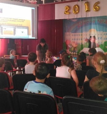 В пришкольном лагере детям рассказали как уберечься от «болезней грязных рук»