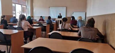 Роспотребнадзор беседовал со студентами на тему их прав по финансовым услугам