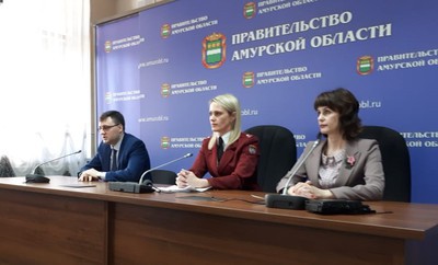 Как уберечься от укусов и передаваемых клещами вирусов, кто подлежит бесплатной вакцинации от энцефалита, какие существуют меры профилактики – об этом шла речь сегодня на пресс-конференции в правительстве  Амурской области