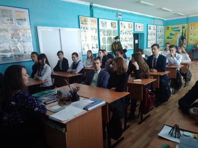 В школах продолжаются уроки правовой грамотности 