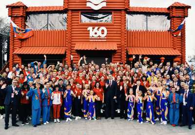 Фотомарафон #Грипп_АмурПРИВИТ поддержали члены делегации Амурской области на Восточном экономическом форуме во Владивостоке