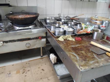 Об административном  приостановлении  деятельности по предоставлению услуг общественного питания населению кафе «Харбин» в г. Благовещенск